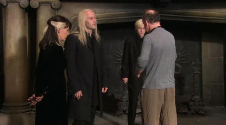 Malfoy-Family-behind-the-scenes-of-DH-narcissa-malfoy-17651540-751-417